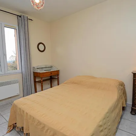 Beautiful In * Montignargues